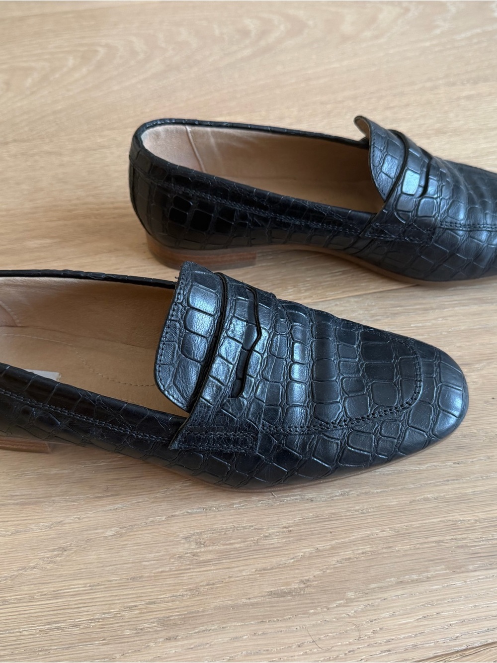 Geox Black Croc-Embossed Leather Penny Loafers